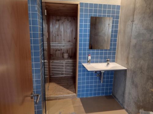 Ванна кімната в CasadelaLuzBenicasim, diseño y lujo