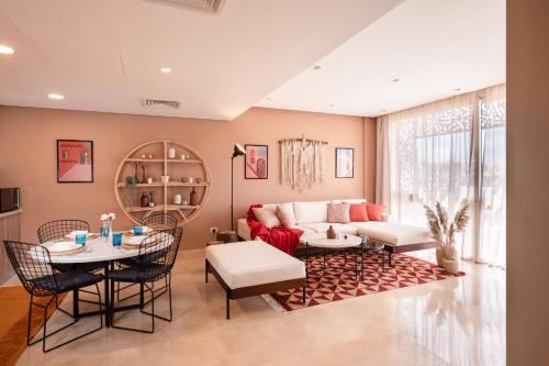 Earthy & Tranquil 1 BDR Mangroovy Free Pool & Beach Access