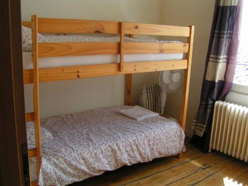 Ένα ή περισσότερα κρεβάτια σε δωμάτιο στο Orion, Les Constellations