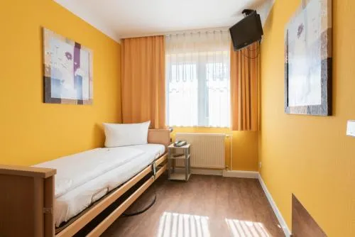 Hotel Mit-Mensch photo 25