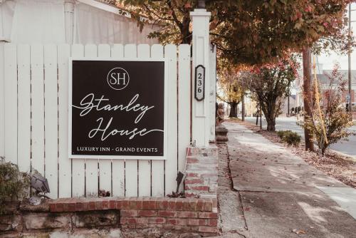 Stanley House Inn – Photos 2