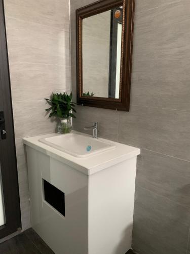 Imagen de la galería de Khách sạn ĐẢO LÝ SƠN- AN DUYÊN, en Quảng Ngãi