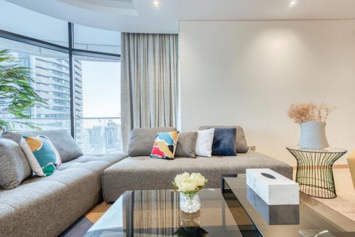 Posezení v ubytování RH- A Stylish Home Away from Home, Spacious 02 BR near Dubai Mall