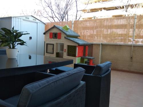 R&G SALOU - HAPPY FAMILY