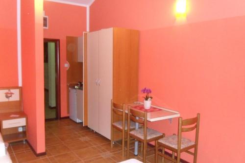 Gallery image of Apartments Marović in Lustica