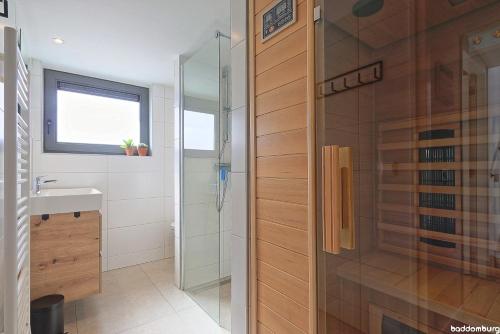 Gallery image of NIEUW! Vakantiehuis Singel 3A met SAUNA - baddomburg in Domburg