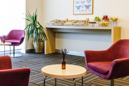 Ruang duduk di Ibis Istanbul Esenyurt