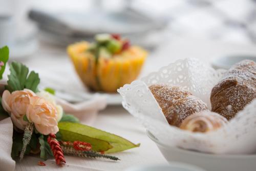 Jídlo v hotelu nebo okolí