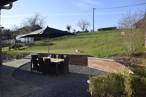 Zahrada ubytování Gîte le 44 - au calme avec jardin, proche de Namur