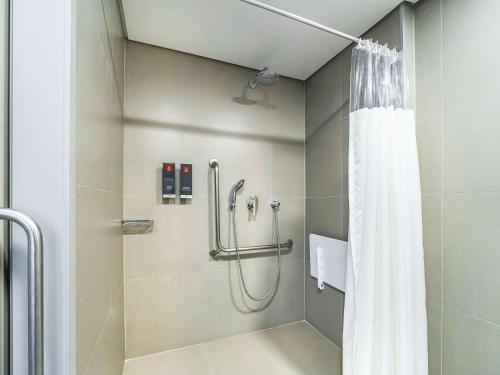 Kylpyhuone majoituspaikassa Mercure Sao Paulo Barra Funda