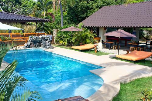 The swimming pool at or close to Casa Swell Coronado