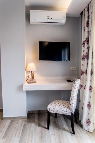 Gallery image of Villa Mediterrane Hotel in Iraklitsa