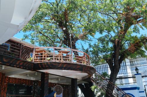 Bangunan di mana terletaknya hotel