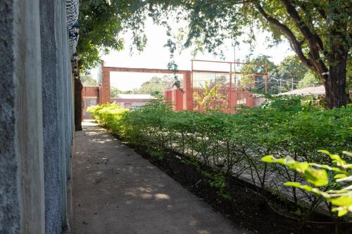 Jardin de l'établissement Hotel Villa Hermosa
