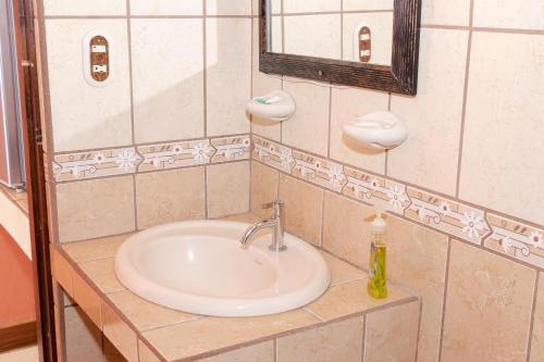 Salle de bains dans l'établissement Hotel Villa Hermosa