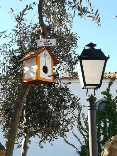 Το κτήριο όπου στεγάζεται  η παραθεριστική κατοικία