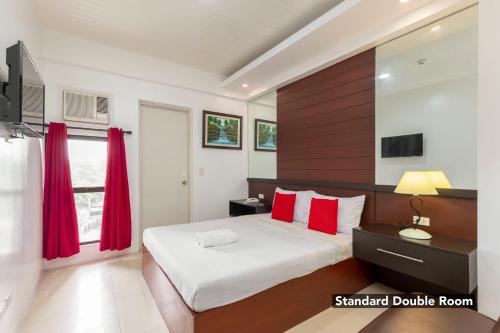 Gallery image of Yellowbell Hotel in Batangas City