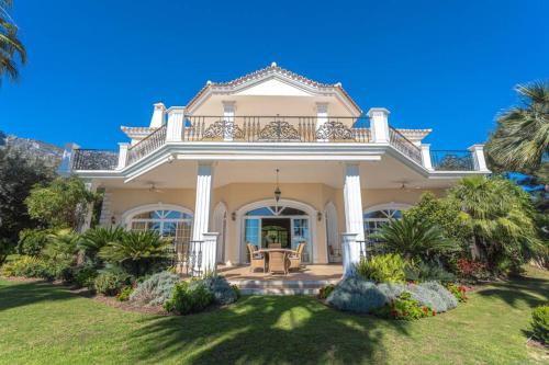 Luxury villa in Sierra Blanca with amazing views, Marbella ...