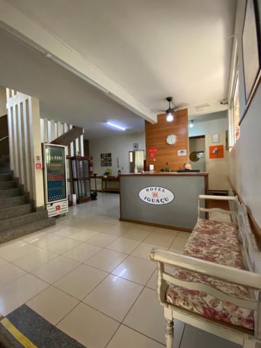 A área de receção ou átrio de Hotel Iguacu