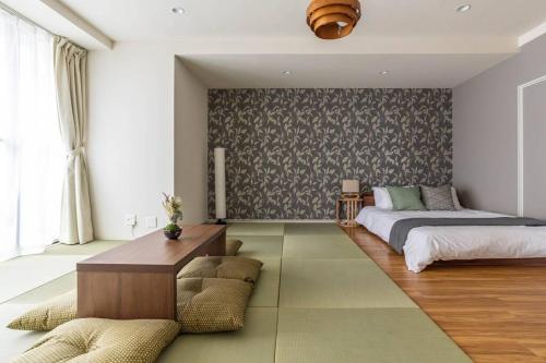 Mido Elphan Building 8