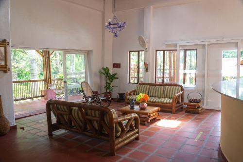 Posezení v ubytování Ikara Hotel Campestre Villeta