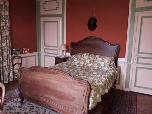 Postel nebo postele na pokoji v ubytování Manoir des Etrichets