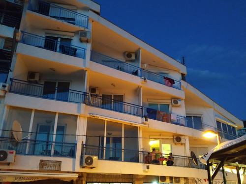 Apartmani Orange Dreamsにあるバルコニーまたはテラス