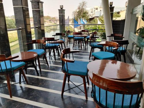 Restaurant o iba pang lugar na makakainan sa Comfort Inn Benares