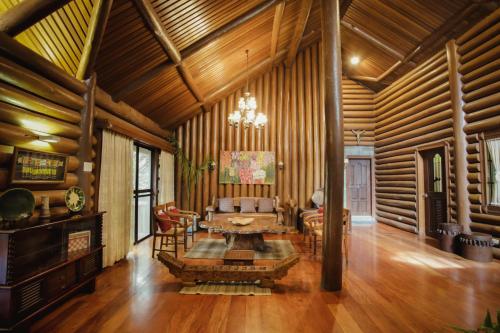 Fotografie z fotogalerie ubytování Malagos Garden Resort v destinaci Davao