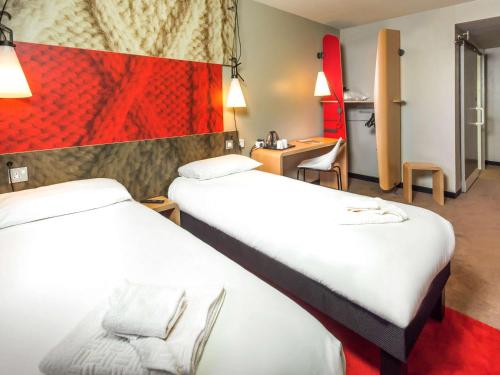 Ibis Sheffield City Image