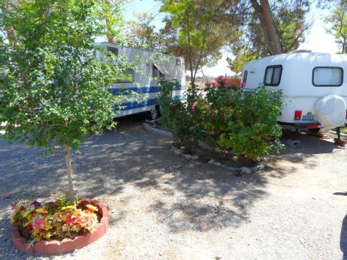 Pahrump RV Park & Lodging – Photos 3
