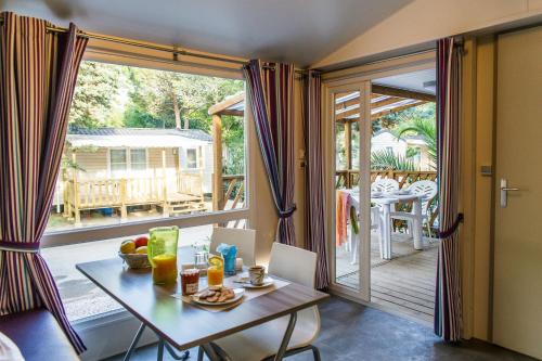 Φωτογραφία από το άλμπουμ του Camping La Croix du Sud σε Le Barcarès
