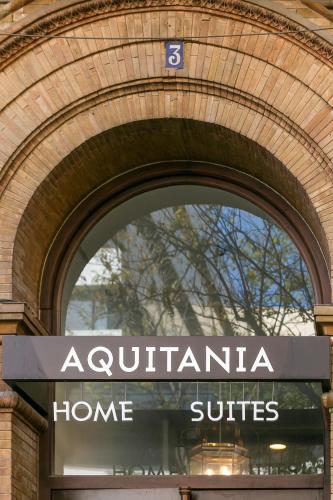 Aquitania Home Suites photo 49