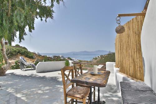 Gallery image of Lilly's Sunset Suite in Mikonos