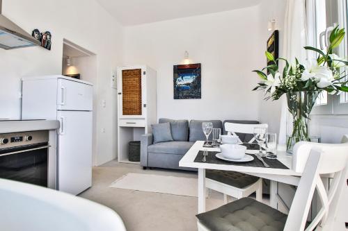 Lilly's Sunset Suite