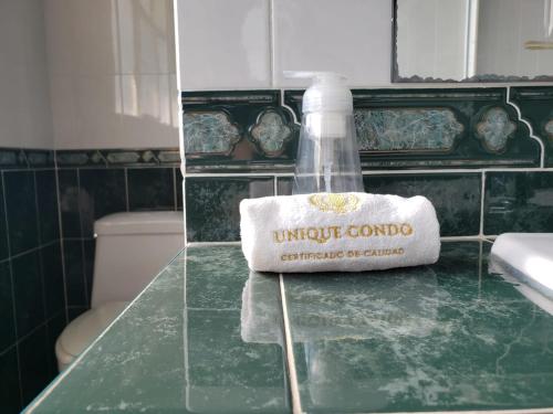 Ένα μπάνιο στο Cabañas y Camping Aroma