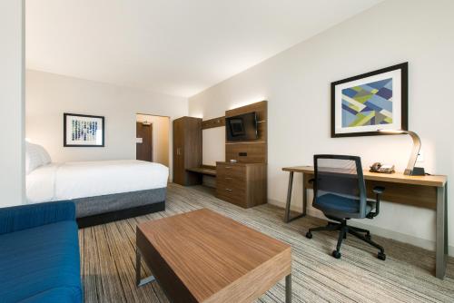 Imagen de la galería de Holiday Inn Express & Suites - Carrollton West, an IHG Hotel, en Carrollton