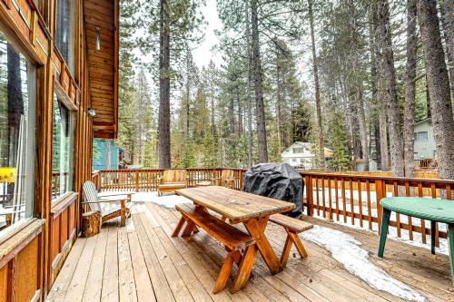 Charming Tahoe Chalet – Photos 5