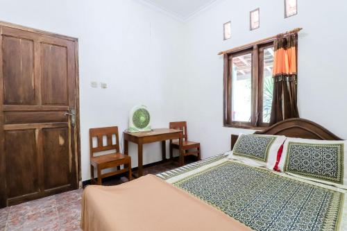 Rock Garden Homestay & Resto