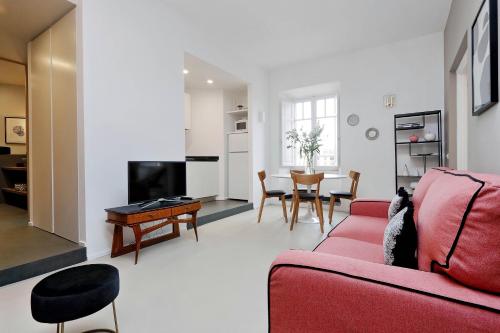 YCH-Bright Penthouse near COLOSSEUM
