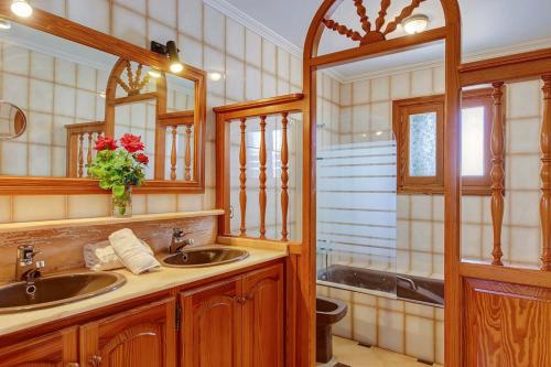 Villa Ca Na Xaneta by Sealand Villas