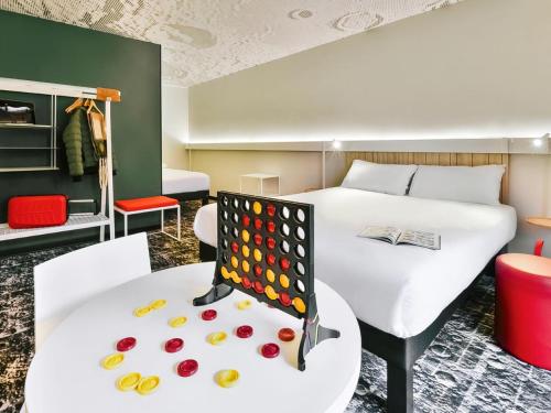Гостиная зона в Ibis Annecy - Cran-Gevrier