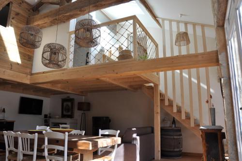 Photo de la galerie de l'établissement VILLA VILLOU, à Romanèche-Thorins