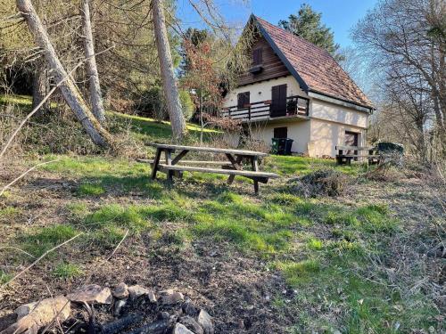 Κήπος έξω από το Chalet Le Cerf