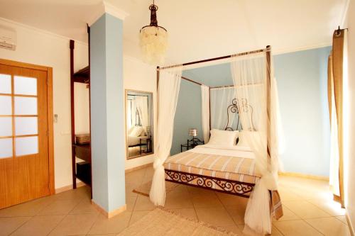 Gallery image of Casa a Sul - Lagos Guesthouses in Lagos