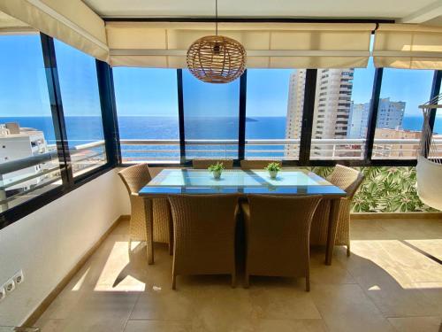 Apartment with Panoramic Sea & Mountain Views - Benidorm