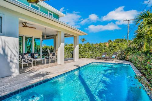 ケープ・カナベラルにあるOasis by the Seaのギャラリーの写真