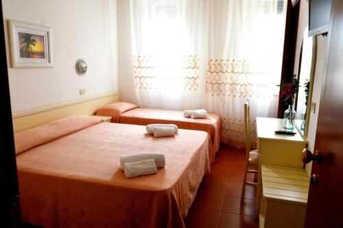 Room in Guest room - New Hotel Cirene Triple Room Economy with half pension