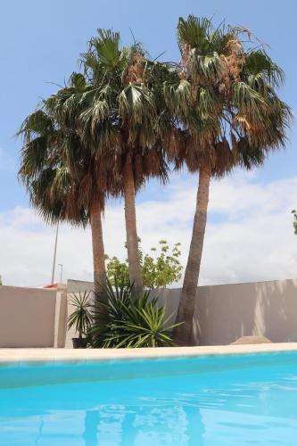 Casa familiar en primera linea de playa Puzol con piscina ...