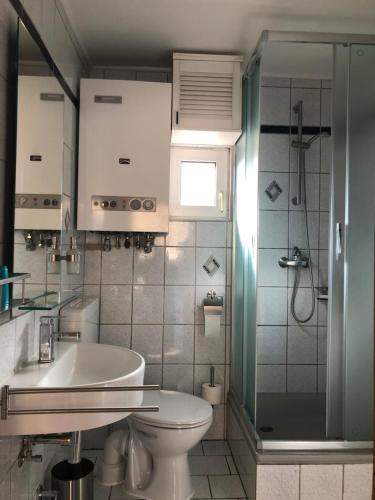 Un baño de Ferienhaus Heinrich